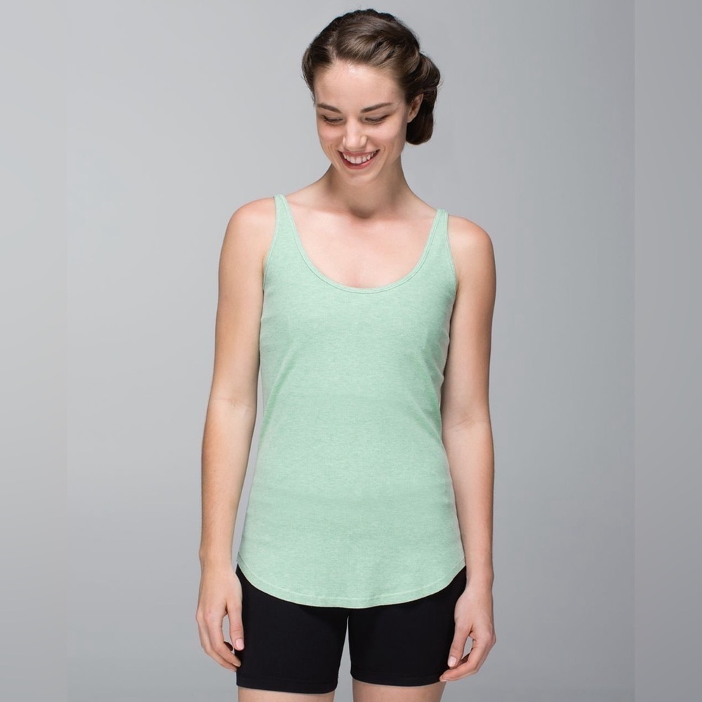 Lululemon Mudra Tank, Heathered Opal, Size 6